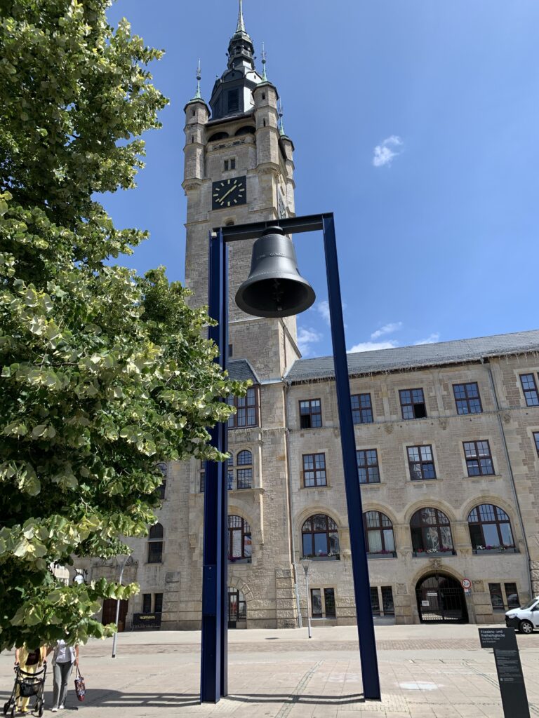 Touchy. This bell in Dessau has been cast in the 90’s from the melted weapons of the former Socialist workers militia