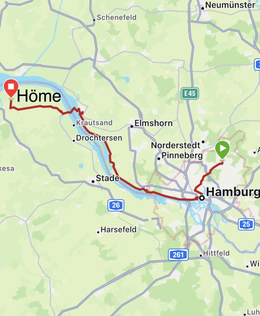 107 km from Hamburg to Hörne accompanied by my friend headwind. Actually, 106 km only, due to the long ferry